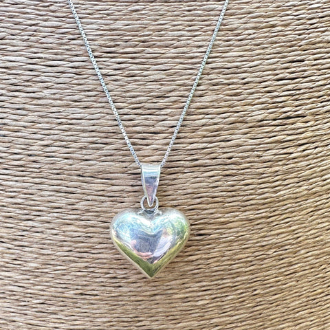 Sterling Silver smooth puffy heart shape pendant. Approximate heart size: 20mm diameter 8