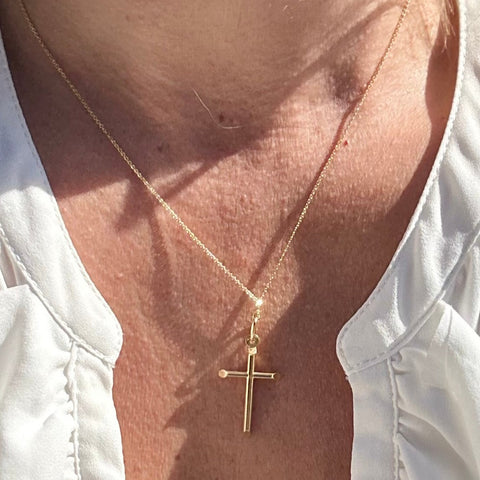 6 Pendant 10K Gold Cross Plain