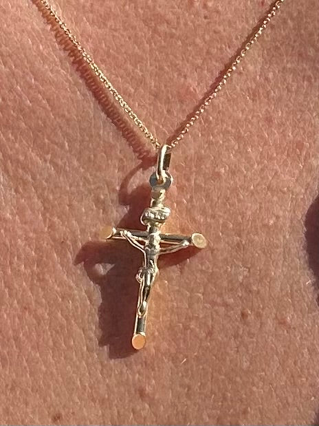 Pendant 10K solid Gold Cross Crucifix