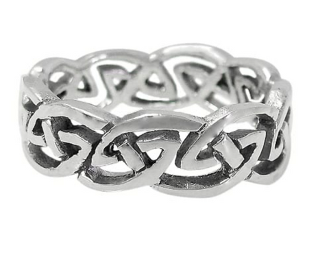 11 Sterling Silver ring with Celtic Knot design 7mm width